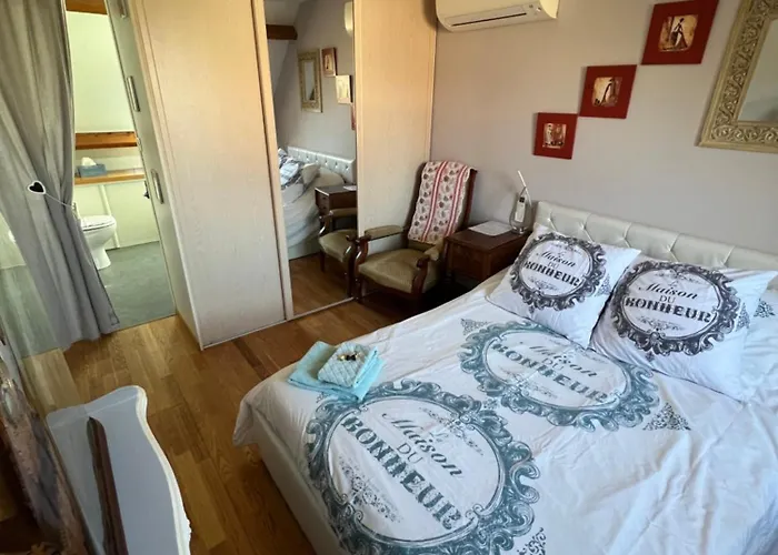 La Maison Du Bonheur
