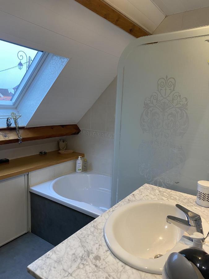 La Maison Du Bonheur Bed & Breakfast