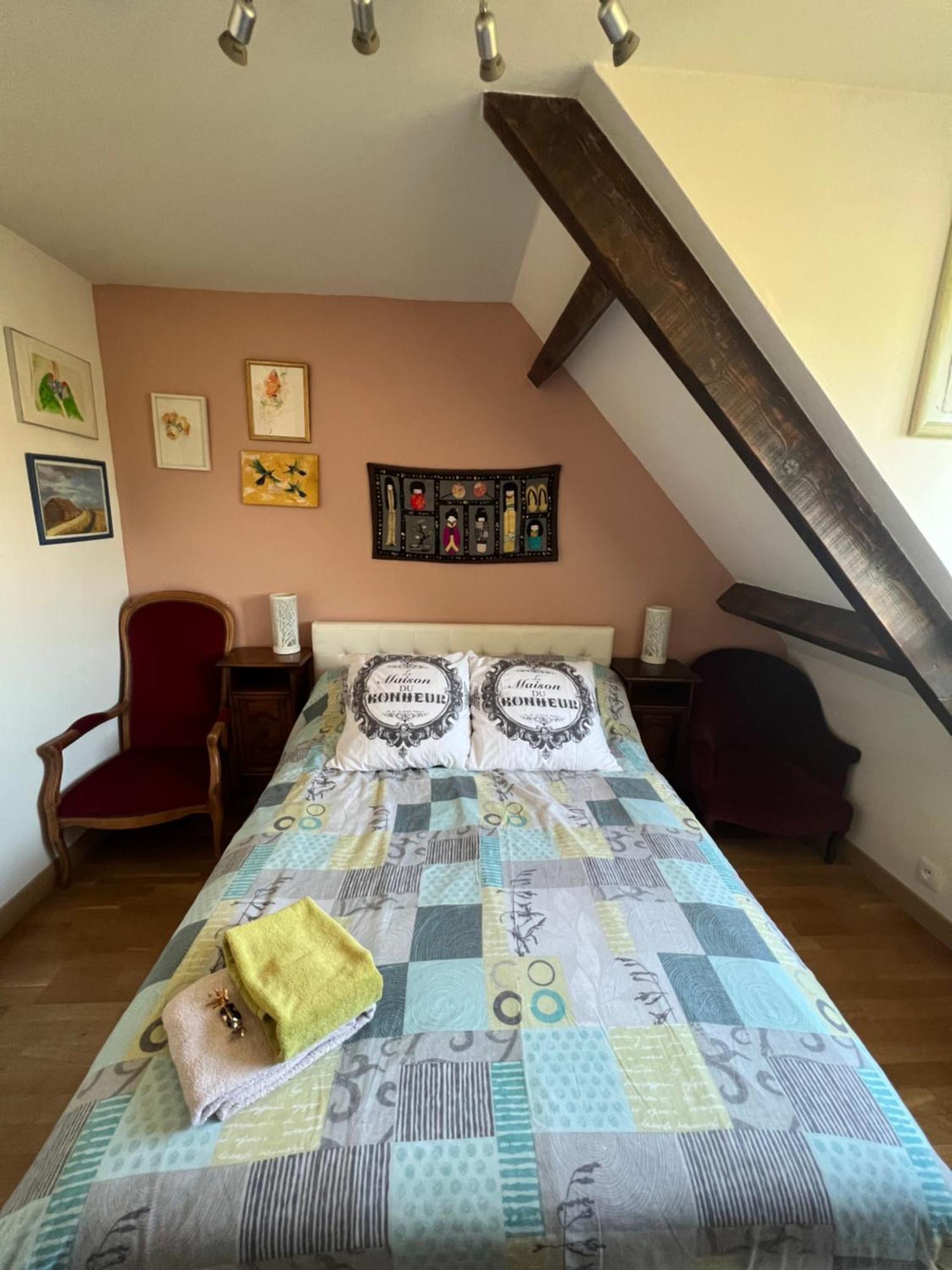 La Maison Du Bonheur Bed & Breakfast
